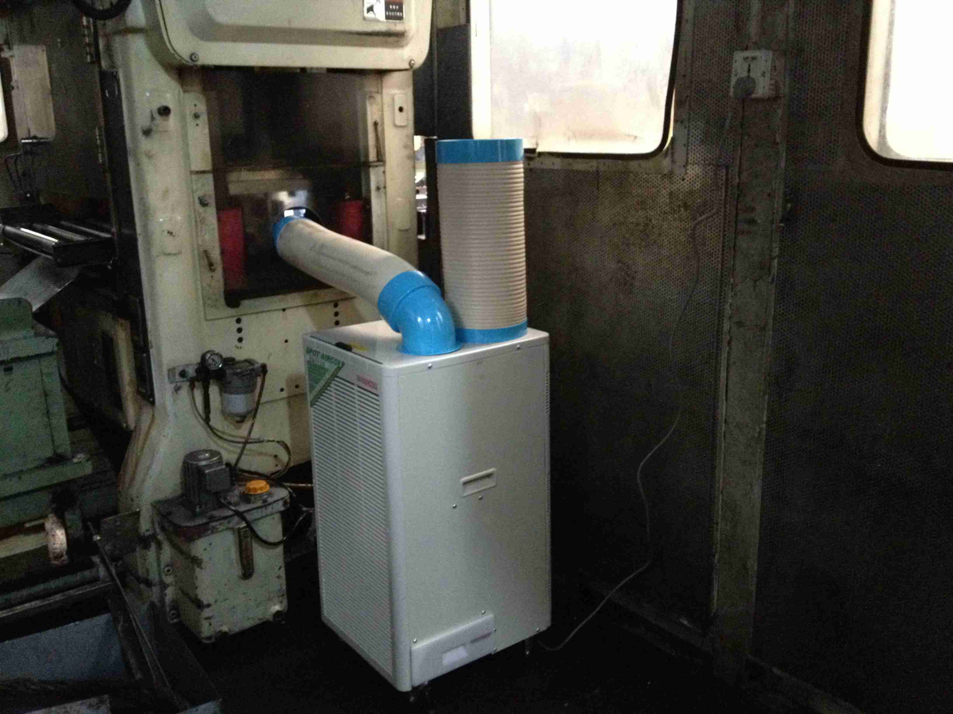 移动式冷气机使用多久需要清洗？